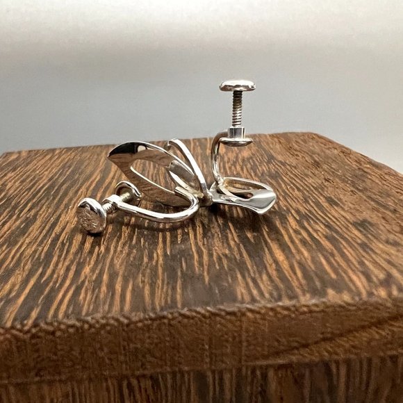 Van Dell Vintage Textured Sterling Silver Screw Back Earring EUC - Picture 10 of 12